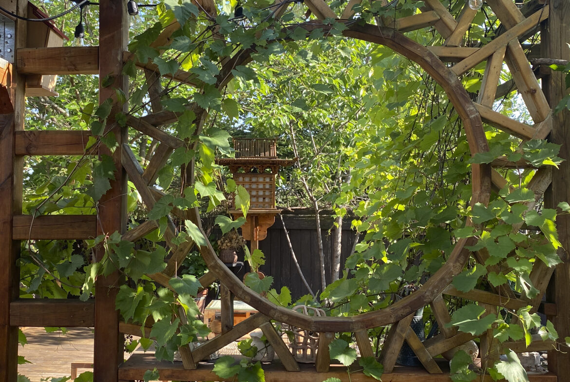 Round Window